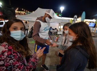 LA MUNICIPALIDAD INFORMÓ QUE SE RESTRINGEN ACTIVIDADES ENTRE LAS 2 Y 6 AM ANTE EL AUMENTO DE CASOS