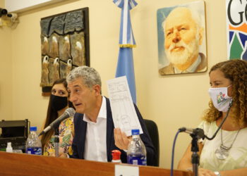 UNIDAD PERO CON DIFERENCIAS