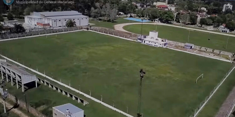 PINAMAR Y MADARIAGA HABILITARÍAN EL FÚTBOL CON PÚBLICO