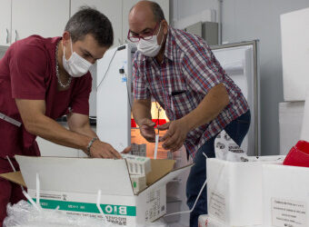 LLEGARON 1350 DOSIS DE VACUNAS