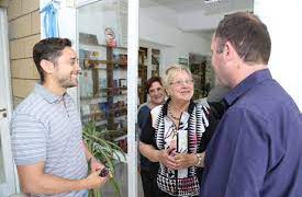 RE CREAR LA POLÍTICA