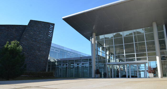 MÁS DE 57 AÑOS EN EL PAÍS, CASI 9 AÑOS DE UADE EN LA COSTA ATLÁNTICA