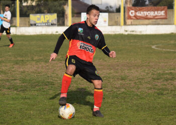 SÓLO EL GOLF CLUB ARRANCÓ CON TRIUNFO