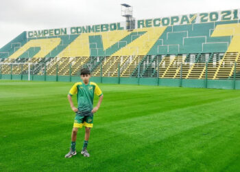 MANFREDI PASÓ LA PRUEBA Y ES JUGADOR DE DEFENSA Y JUSTICIA