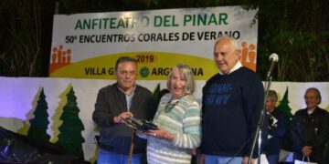 LOS ENCUENTROS CORALES DESPIDIERON A ROSEMARIE