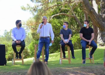 FUNCIONARIOS PROVINCIALES ANALIZARON EL EXITOSO INICIO DE LA TEMPORADA JUNTO AL INTENDENTE GUSTAVO BARRERA