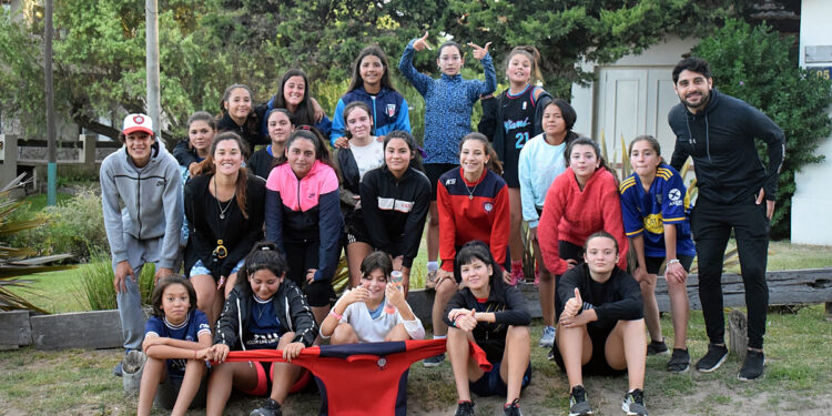 LA SUB 16 CUERVA ENTRENA CON TODO