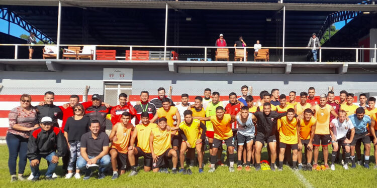 DUNCAN ENTRENÓ EN FORMOSA CON LA SELECCIÓN