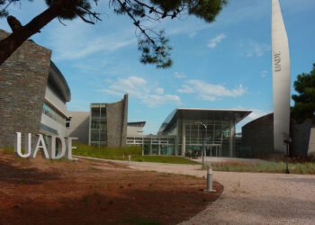 UADE HUB ORGANIZA “IMPULSA TU EMPRENDEDOR”