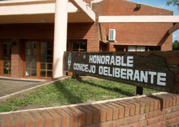 CITAN A AUTORIDADES DE CEVIGE Y A LA REPRESENTANTE MUNICIPAL