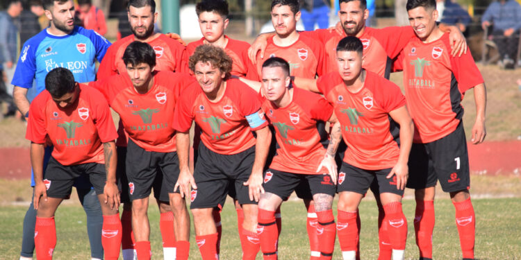Gol de Servín en el triunfo de Juventud Unida