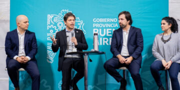 El intendente Barrera firmó el convenio con la presencia de Kiciloff y Kreplak