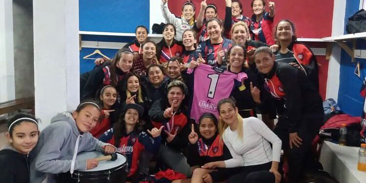 Las cuervas se quedaron con el clásico