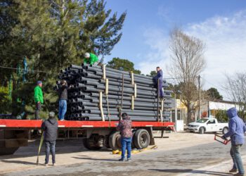 Llegaron materiales para la red de agua potable