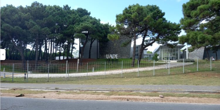 Semana de la Facultad de Ingeniería y Ciencias Exactas de UADE