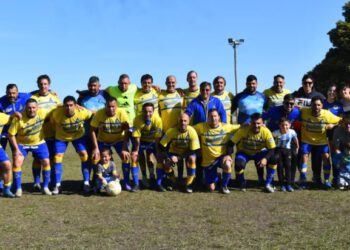 El «Canario» abrochó  el bicampeonato