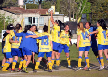 Las Canarias se quedaron con el Clásico
