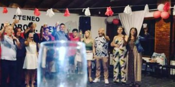 Brindis y llamado a la unidad