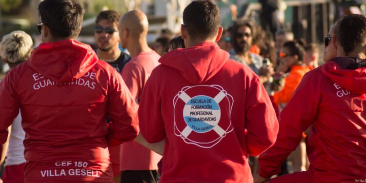 Salida laboral con el corazón mirando el mar