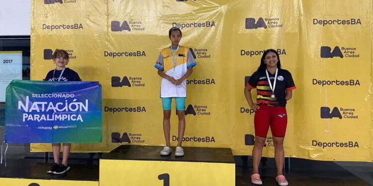 Destacada actuación de Orellana en Parque Roca