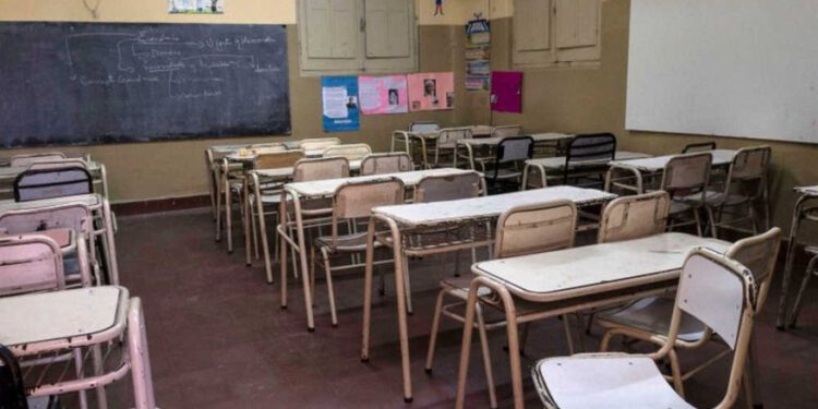 A toda la comunidad educativa de Villa Gesell