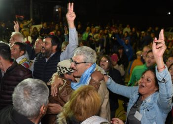 GUSTAVO BARRERA INTENDENTE