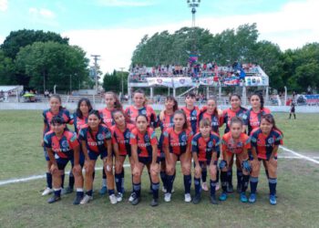 Las «Cuervitas» salieron campeonas en el Alcuaz