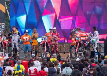 Podios del Supercross del viernes en el Enduro del Verano