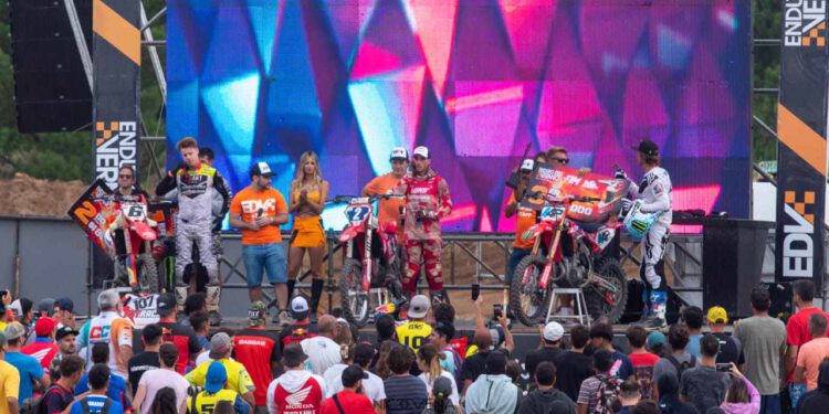 Podios del Supercross del viernes en el Enduro del Verano