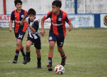 Los pibes empezaron a jugar