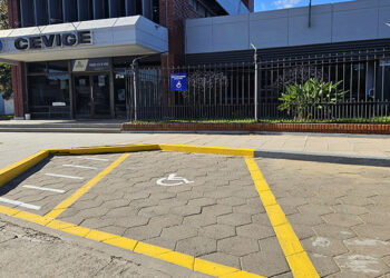 Cevige cuenta con un estacionamiento para vehículos de personas con discapacidad