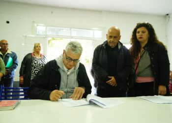 Sesenta dividido tres