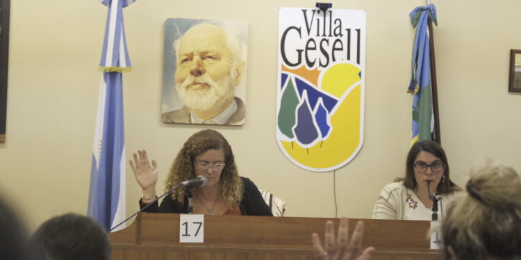 Con la presencia de choferes de Nuevo Bus se aprobó el aumento del precio del boleto