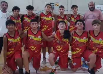 Los pibes del Español volvieron a las canchas