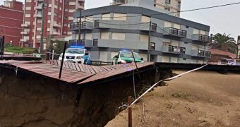 Costanera abajo. Paseo 110