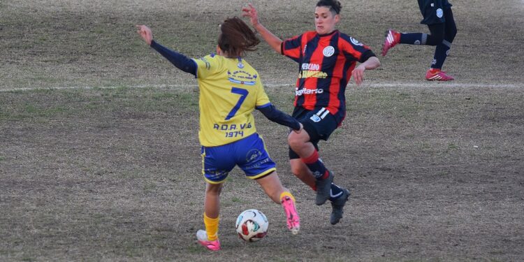 Las Canarias se quedaron con el clásico