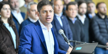 AXEL CUESTIONÓ LA ACTITUD DEL GOBIERNO NACIONAL