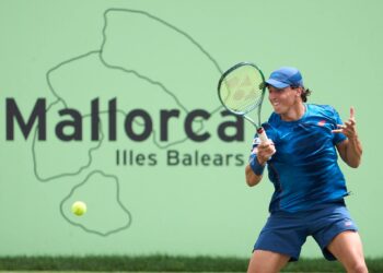 Darderi avanza en el ATP de Mallorca
