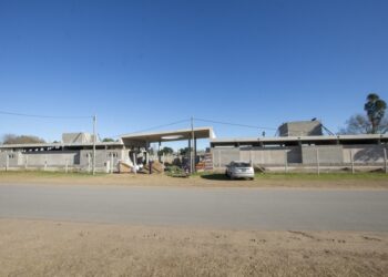 CANCHA DE HOCKEY: AVANZA LA CONSTRUCCIÓN DEL EDIFICIO