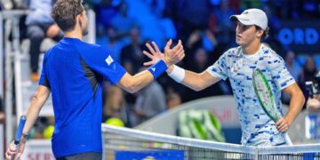 Darderi, verdugo en el retiro de Thiem