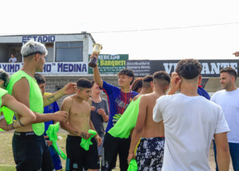 Exitoso torneo barrial de fútbol mixto