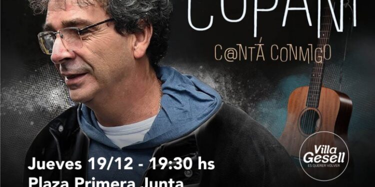 Ignacio Copani en la Plaza Primera Junta