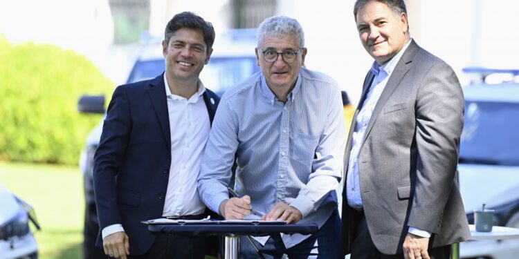 Kiciloff y Barrera firmaron convenio