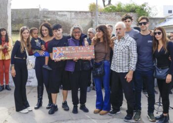 La EES Nº 5 lleva el nombre de MARIANA HOROWITZ