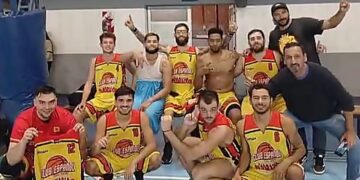 Primer triunfo para los Zorros