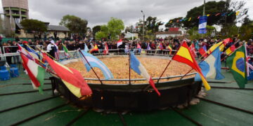 EL GRUPO DE LOS 12 PIDE POR EL FERIADO DE OCTUBRE