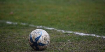 LAS LLUVIAS SE LLEVARON PUESTO AL FÚTBOL