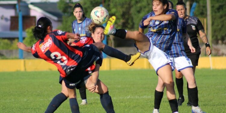 ESTE SÁBADO HABRÁ CLASICO FEMENINO