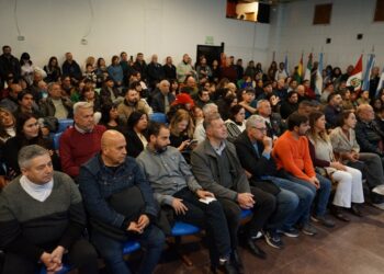 LA NECESIDAD DE SEGUIR ESE CAMINO