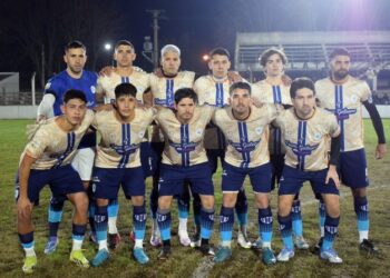 FÚTBOL. TROPEZÓN DE LA SELECCIÓN EN LA COSTA